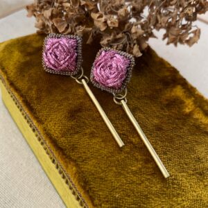 Aros Delia bronce color rosa fuerte